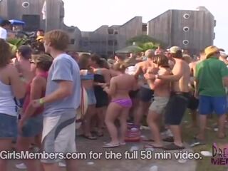 Deri kızlar temizlik çıplak üzerinde sahne içinde ön arasında kocaman kalabalık flört film videolar