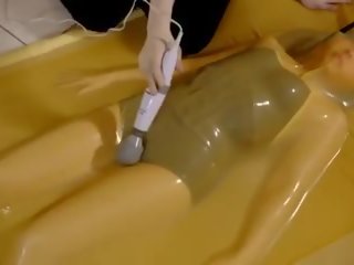 Kigurumi vibrating en vacuum cama 2, gratis sexo 37
